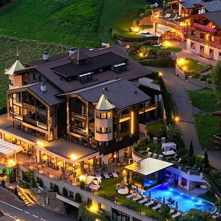 Alpin Garden Luxury Maison & Spa - Adults Only 오르띠세이 외부 사진