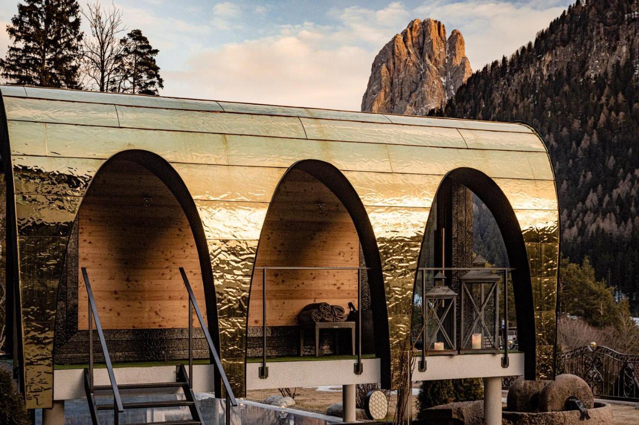 Alpin Garden Luxury Maison & Spa - Adults Only 오르띠세이 외부 사진