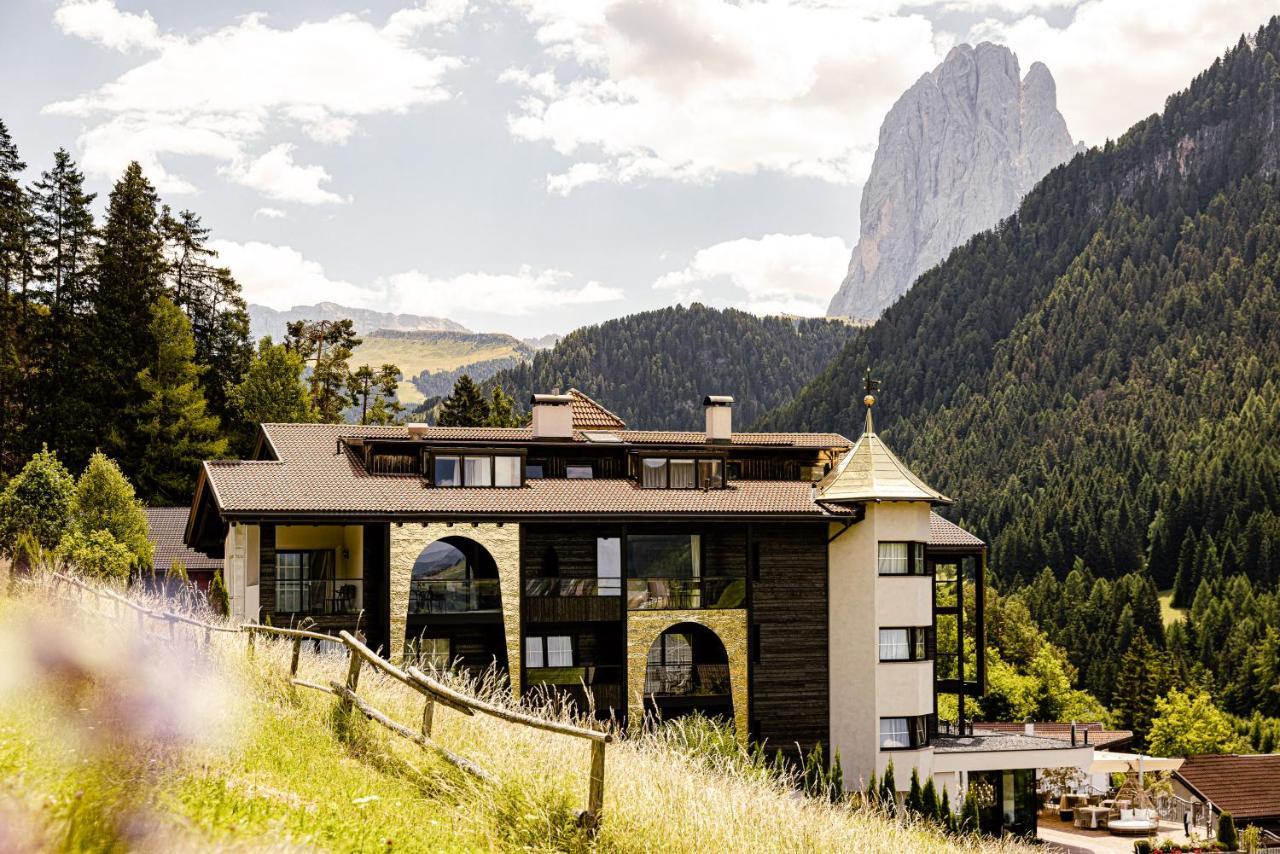 Alpin Garden Luxury Maison & Spa - Adults Only 오르띠세이 외부 사진